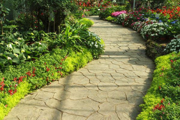 Stone Pathway Repair in Hamburg