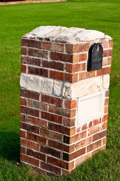 Brick Mailbox Installation in Hamburg